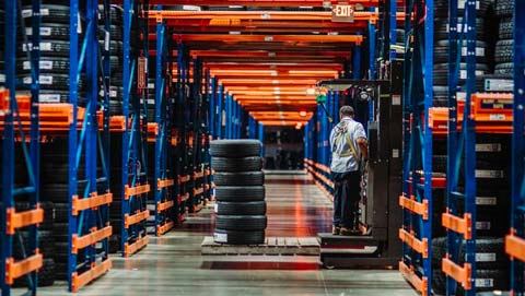 Si ATD e zvogëloi bazën e tyre të të dhënave Oracle EBS me 25% për kursim të madh